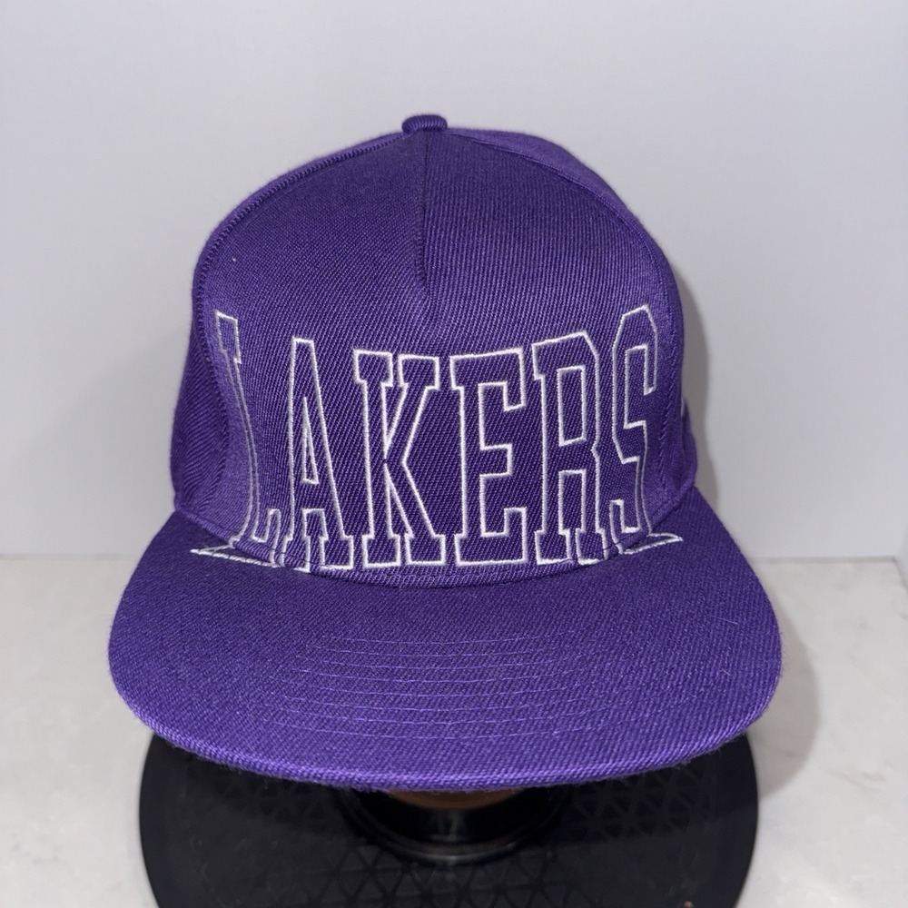 Ultra Game Los Angeles LAKERS Hat NBA purple Snapback LA Basketball  nwot